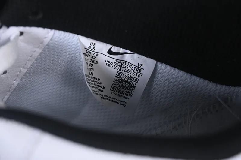 All categories Nk Air Force 1 Air Force series Nk Air Force 1 Low Air Force low-top Nike Air Force 1'07 Low black and silver small hook Air Force 1 low-top casual sneakers ZH0316-109